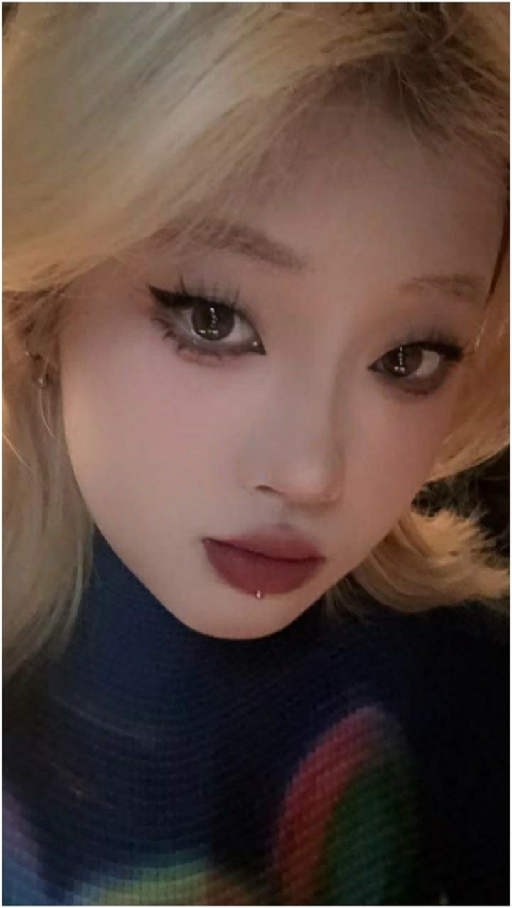 【泄密】我很麻了，18岁伤感文艺女妓，大奶御姐