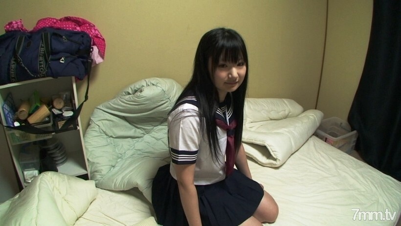 BOUGA52 在GIRLSamp;amp;BOUGA SNS上随便玩的Paipan JK的口交脸和土屋涛非常相似，所以在口交面部拍摄后没有立即停止完全勃起，所以我让他忘记了所以我泄露了它并进行阴道射精。