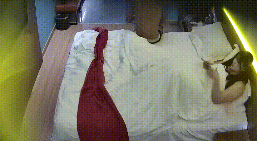 公寓酒店 9-26 兄弟们有机会一定要体验一次坦克妹 这巨乳和巨臀 不亲自体验 鸡生不算完整