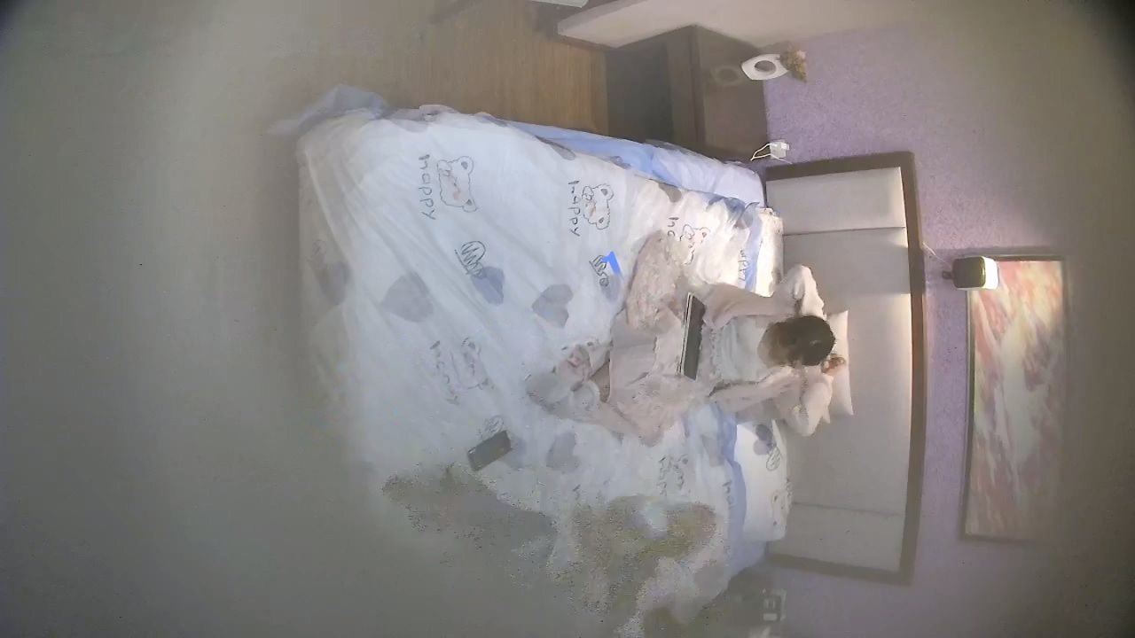 ⏪酒店偷拍⏩乖巧类型女孩让男友操完射浓精在自己身上