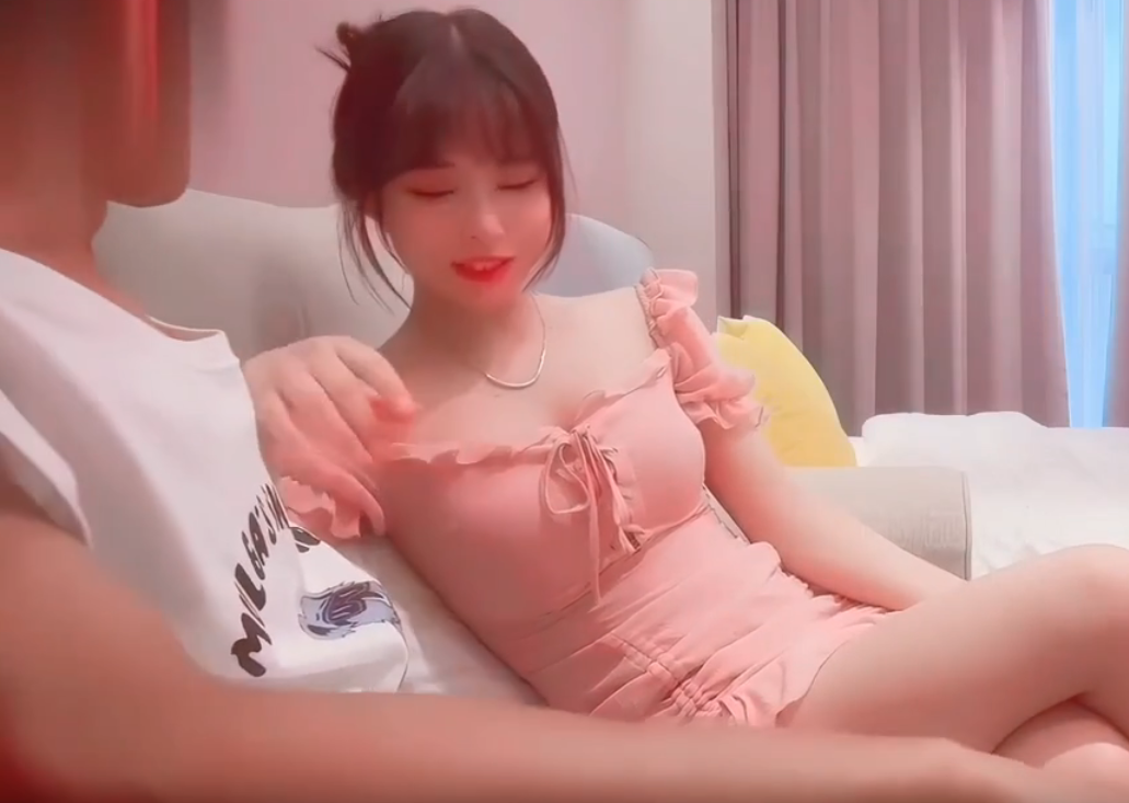 【7BOSS約啪】約極品女神，屁股俏叫起來也很騷