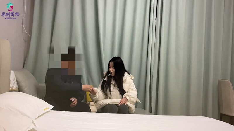 【精品猎艳】阿宾探花 - 19岁刚下海的女孩口活一脸 白虎穴水特别多很滑很紧 女上位扎马操穴角度姿势很棒很享受