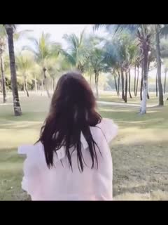 秀人网学生妹_小薯条_粉纱诱惑写真_电动乳夹漏点自慰_沙滩带狗链露出_诱惑十足