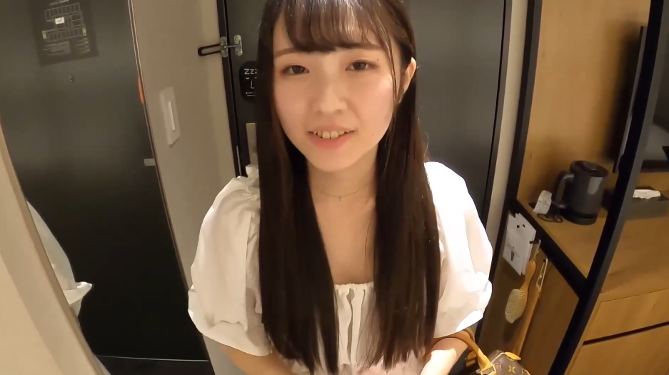 FC2-PPV-3104369 149公分可爱小妹妹