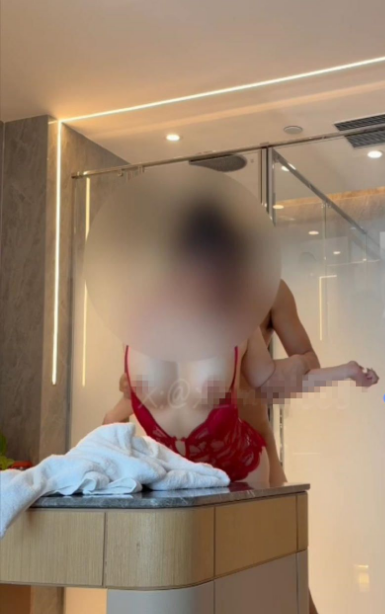 健身打桩机【小泽马力大】8.10最新红色情趣巨乳妹